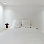 Studio Chaleureux & Equipe Au Centre De Paris